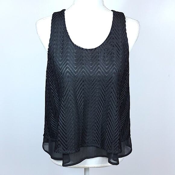 Candie’s Juniors Black Chevron Overlay Swing Top - size medium - Picture 1 of 6
